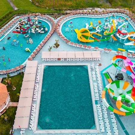 Hotel Dream Fun World